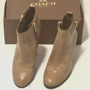 Coach Hewes Brown Leather Zip Up Ankle Boots